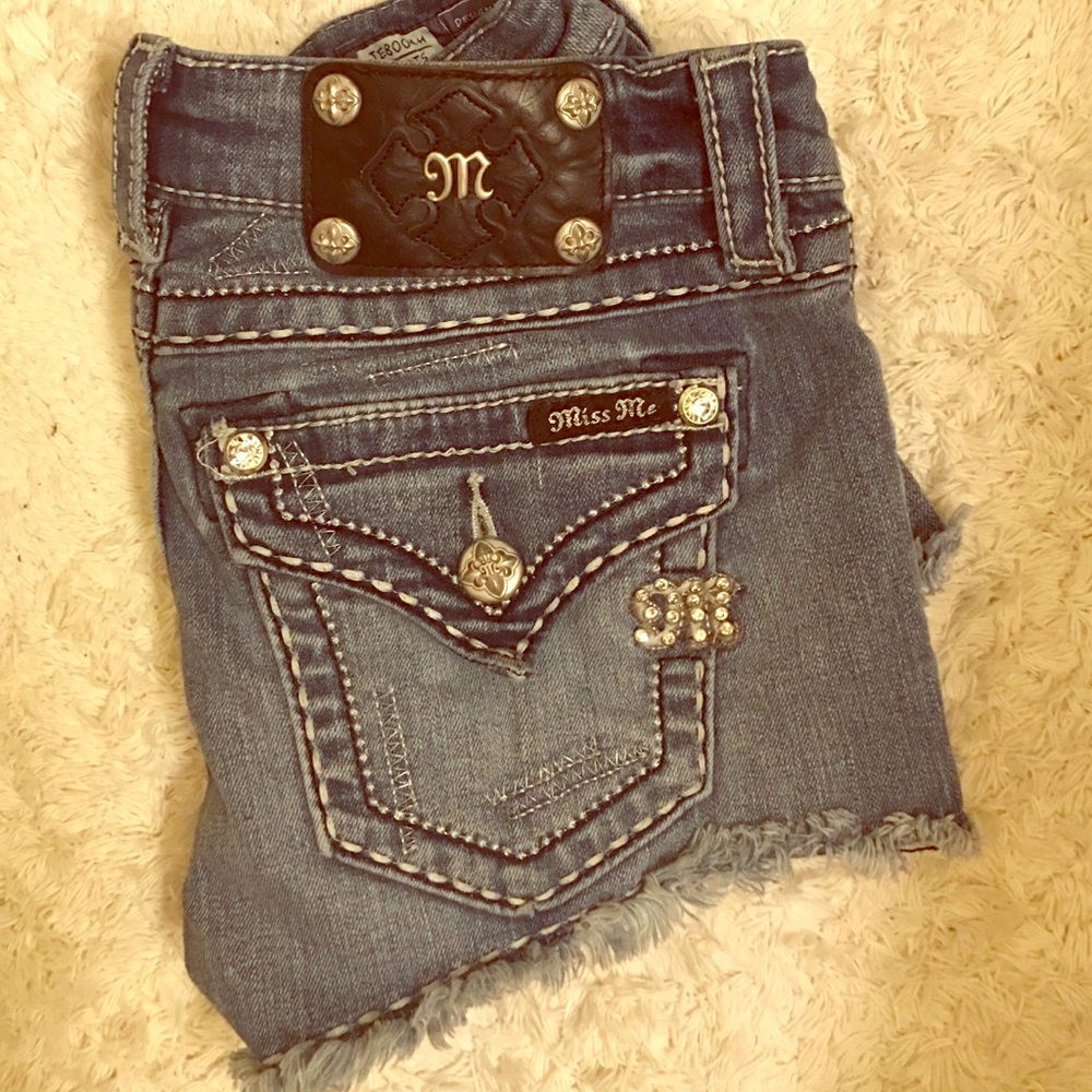 Miss Me Shorts